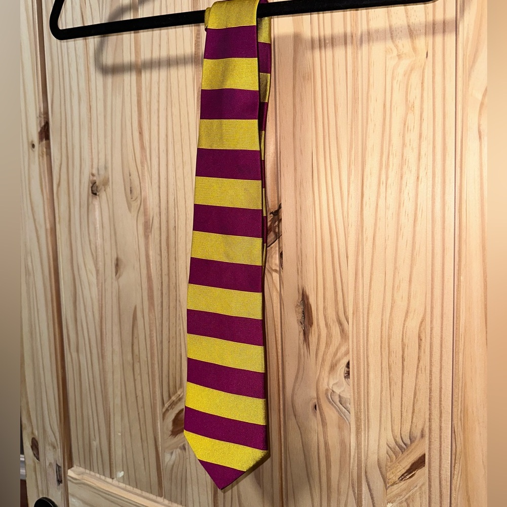 Brooks Brothers Bold Yellow and Burgundy Striped Tie